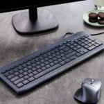 onn USB Computer Keyboard with 104-Keys, 5 ft Cable, Windows and Mac Compatible, Gray - Image 3