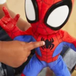 Marvel Spidey and His Amazing Friends Dance ’N Crawl Spidey – Interactive 12" Plush Toy with Dance & Crawl Modes, Sounds & Music for Kids Ages 3+ - Image 3